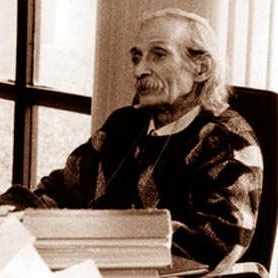 احمد منزوی